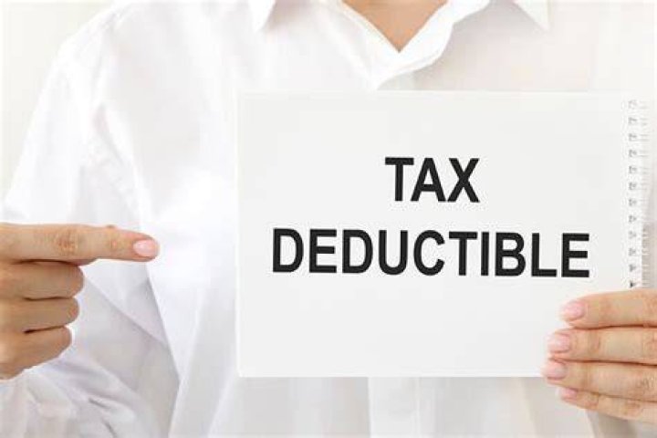 Are product samples tax deductible?